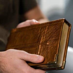 20 Bible Study Books